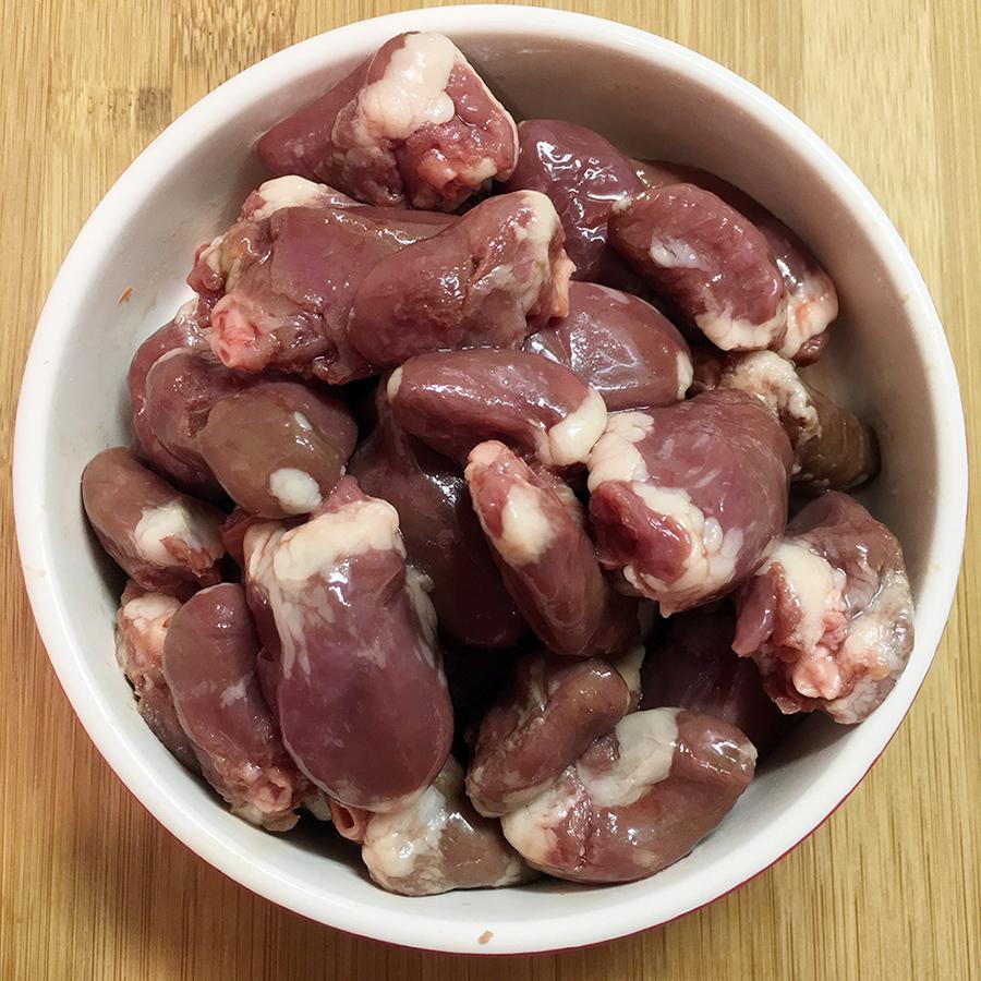 raw chicken gizzards for dogs