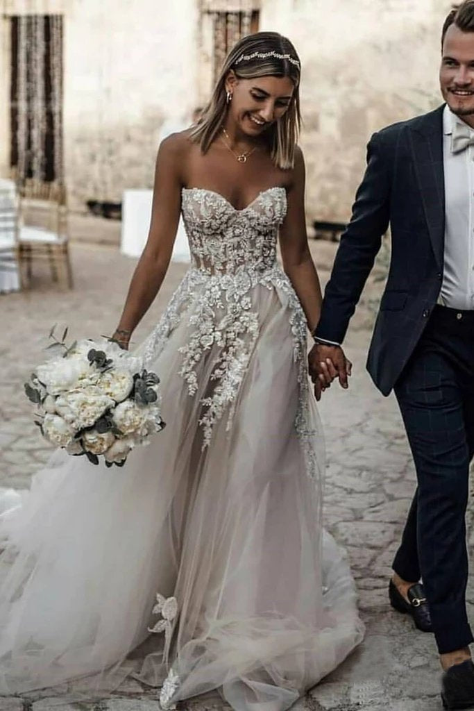 beach wedding gown for bride