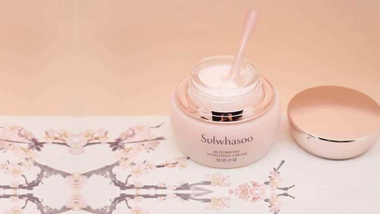 SULWHASOO Bloomstay Vitalizing  Cream | Moisturizer | BONIIK