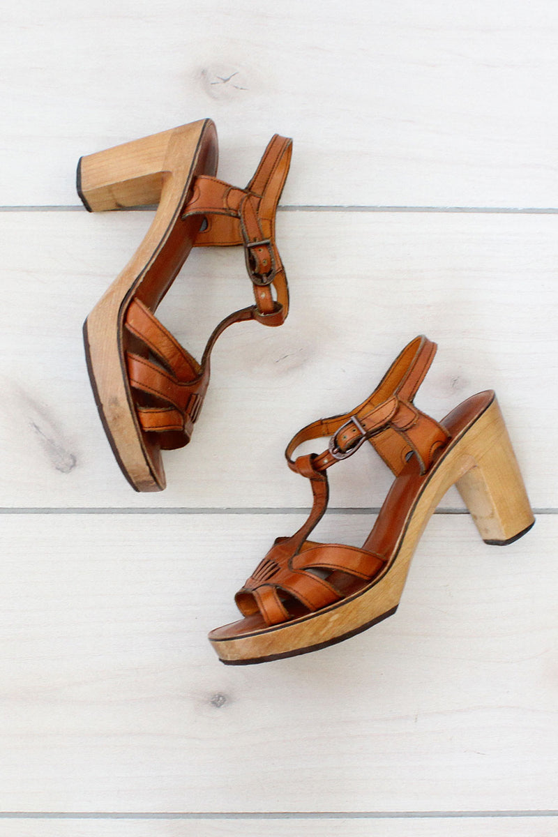 70's platform sandals