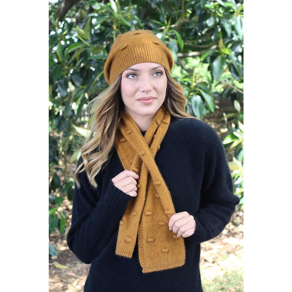 Lothlorian Bobble Keyhole Scarf