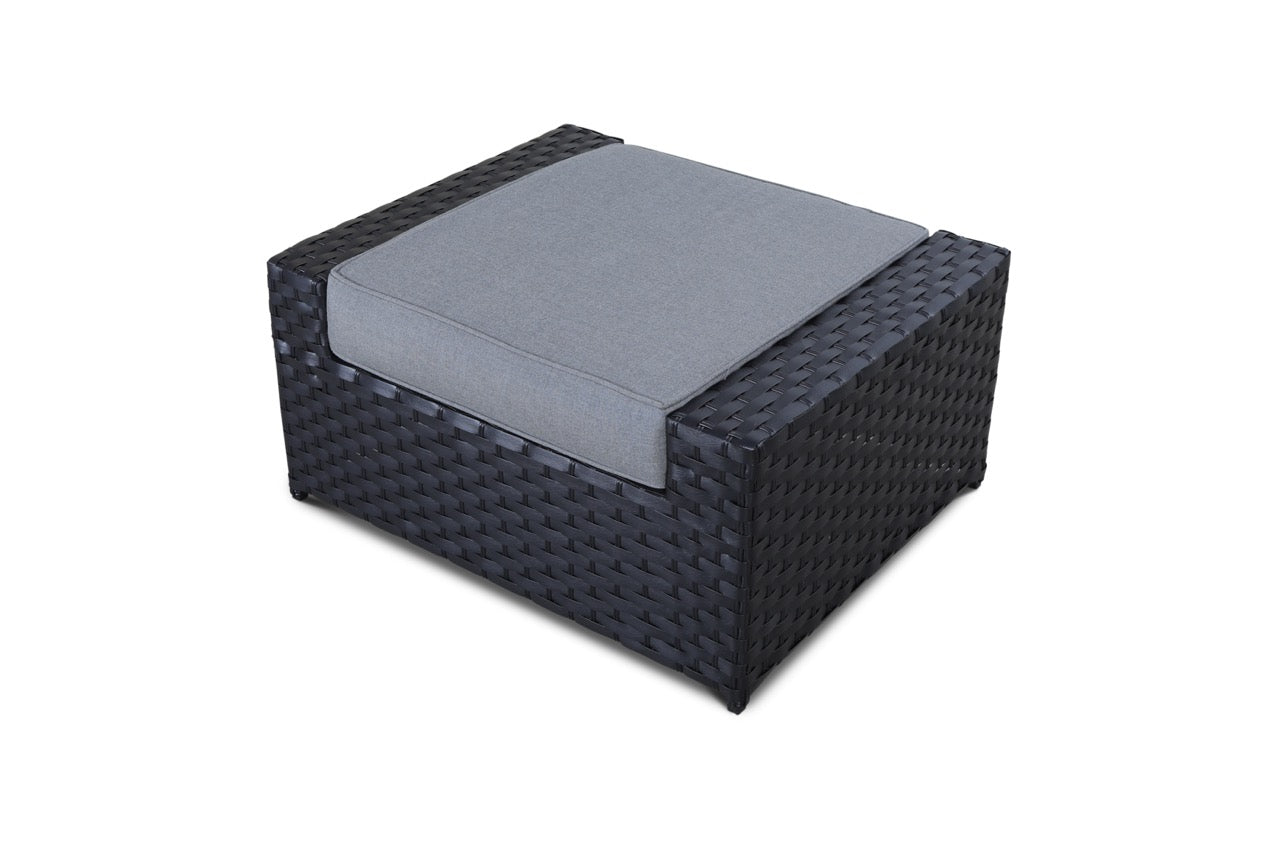 Cascade 5 Piece Conversation Set with End Table