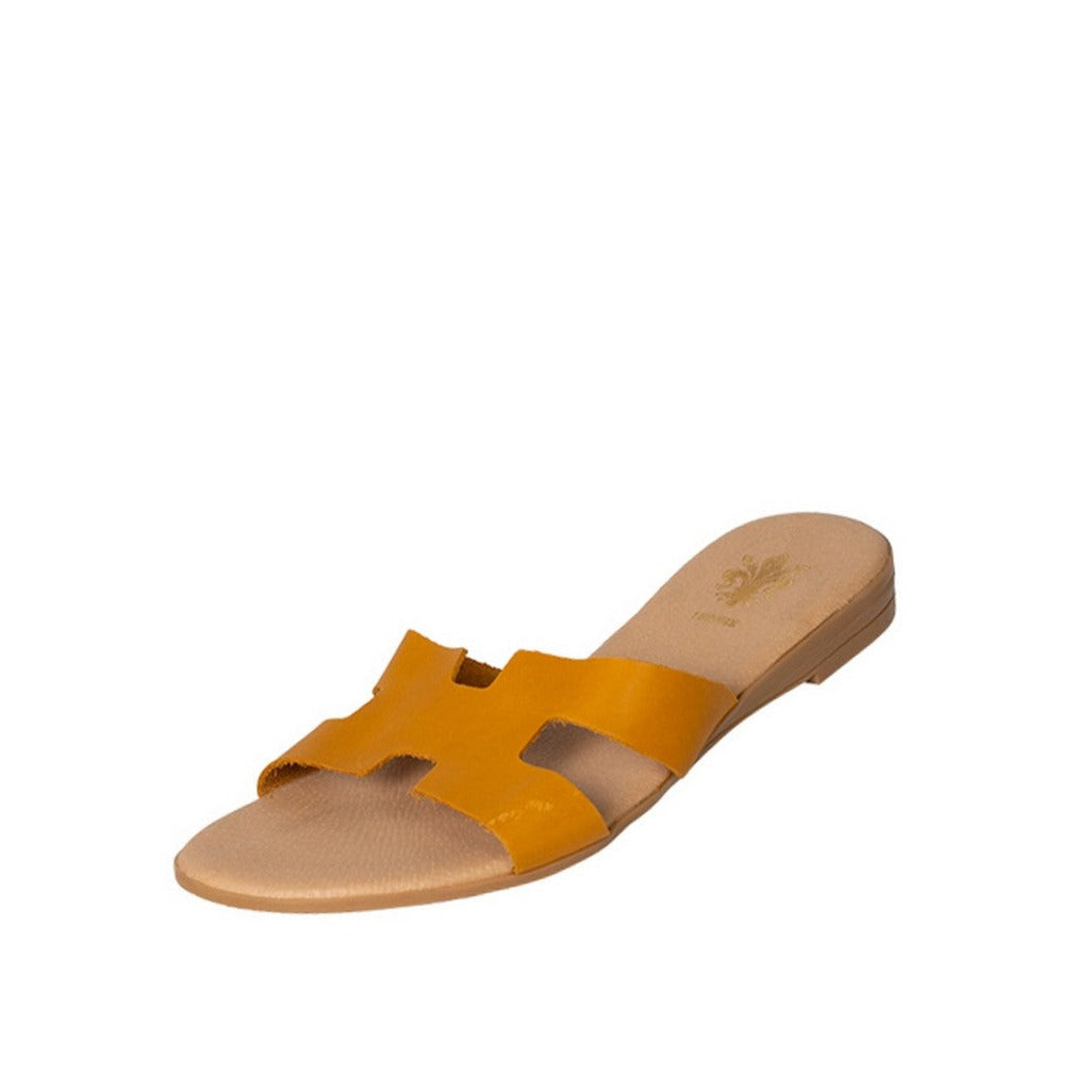 mustard sliders shoes