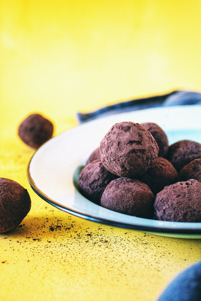 boozy-black-velvet-cacao-truffles-balls-weirdo-good