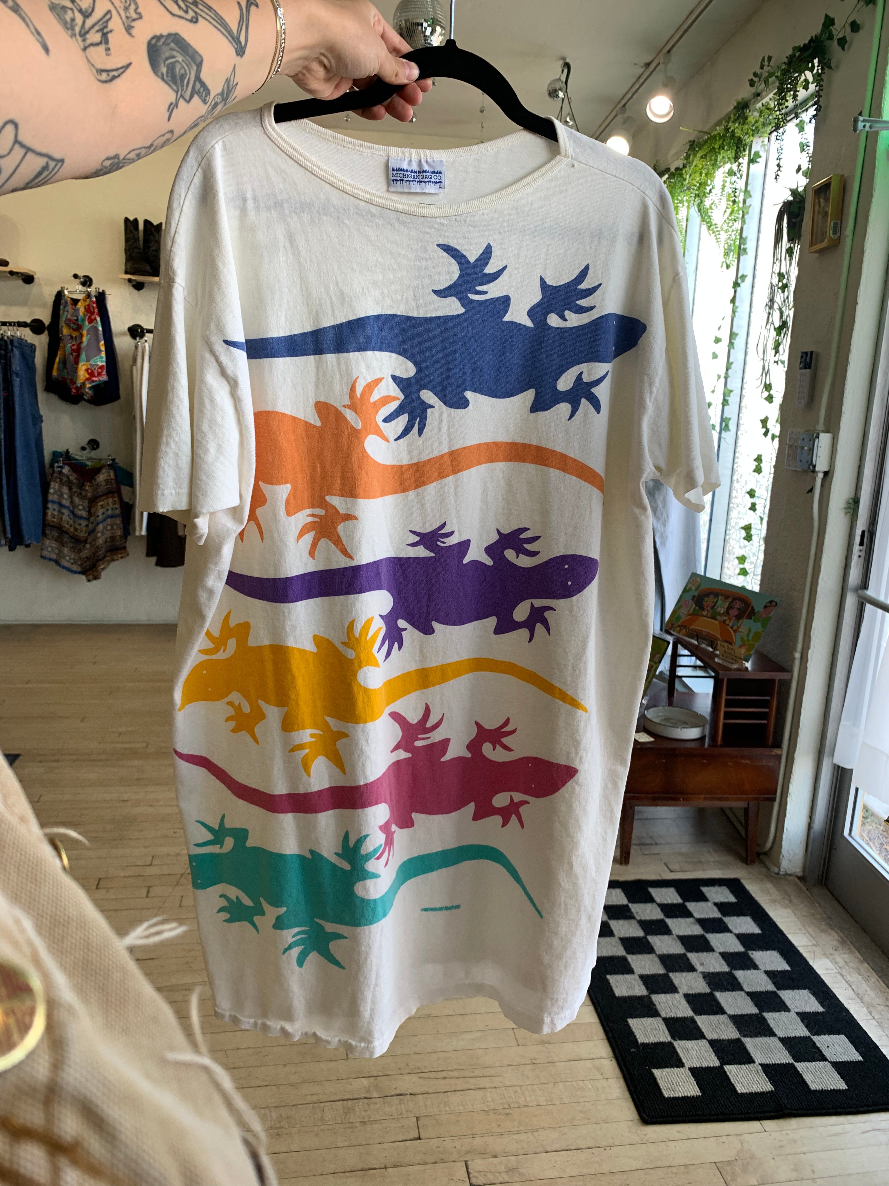 80's long salamander beach tee