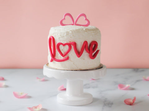 love fondant, fondant writing love on mini cake