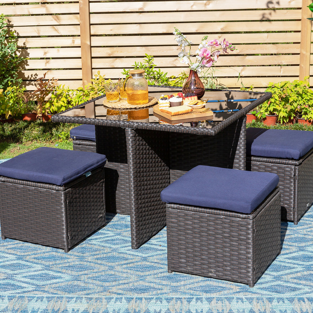 phi villa outdoor bistro set