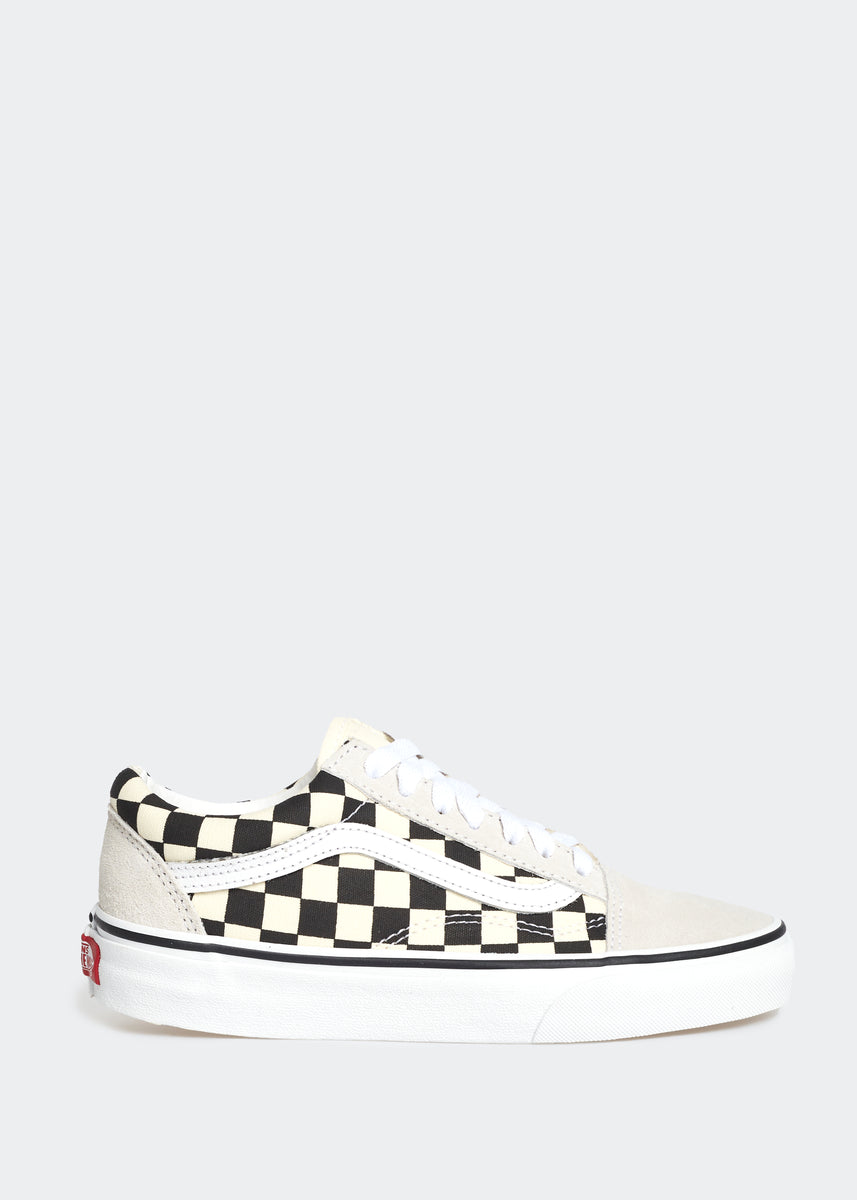 vans low top lace up