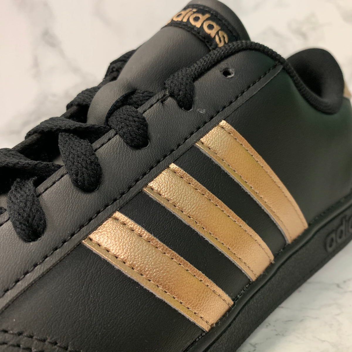 ADIDAS BASELINE K BC0262 – SneakersLife.com