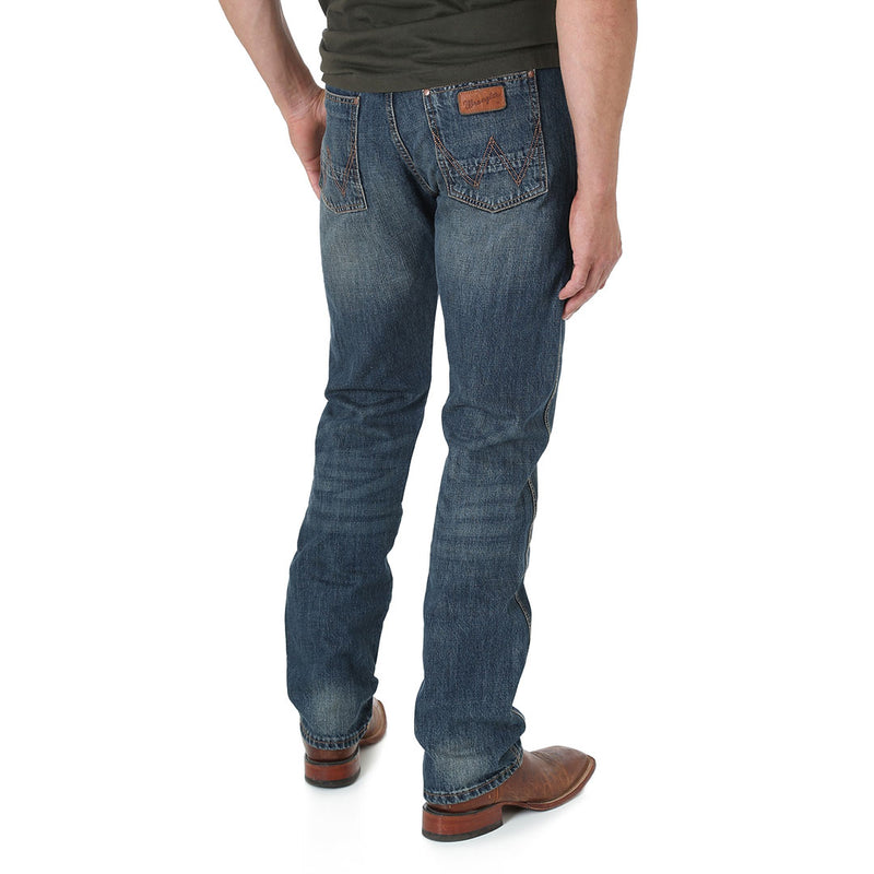 Wrangler Men's Retro Slim Fit Straight Leg Jeans