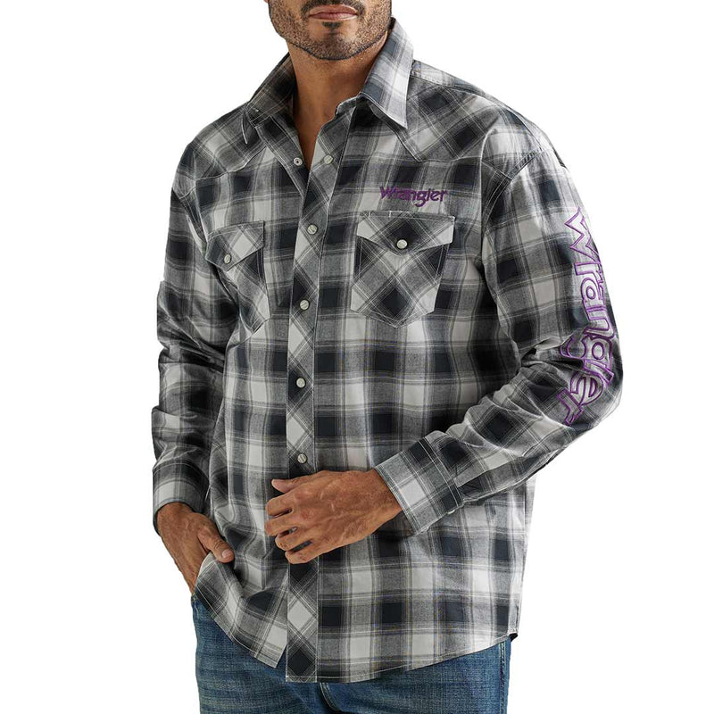 Wrangler Men's Logo Ombre Plaid Snap Shirt