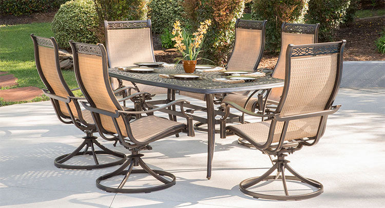 Outdoor dining set from Hanover