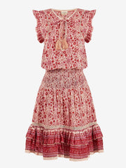 color:PINK
