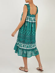 color:GREEN