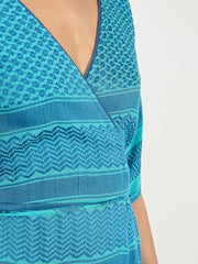 color:Turquoise