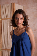color:BLUE