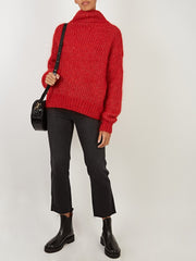 color:RED