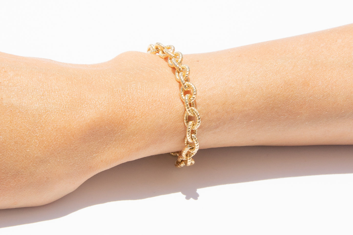 Twisted Link Cable Chain Bracelet