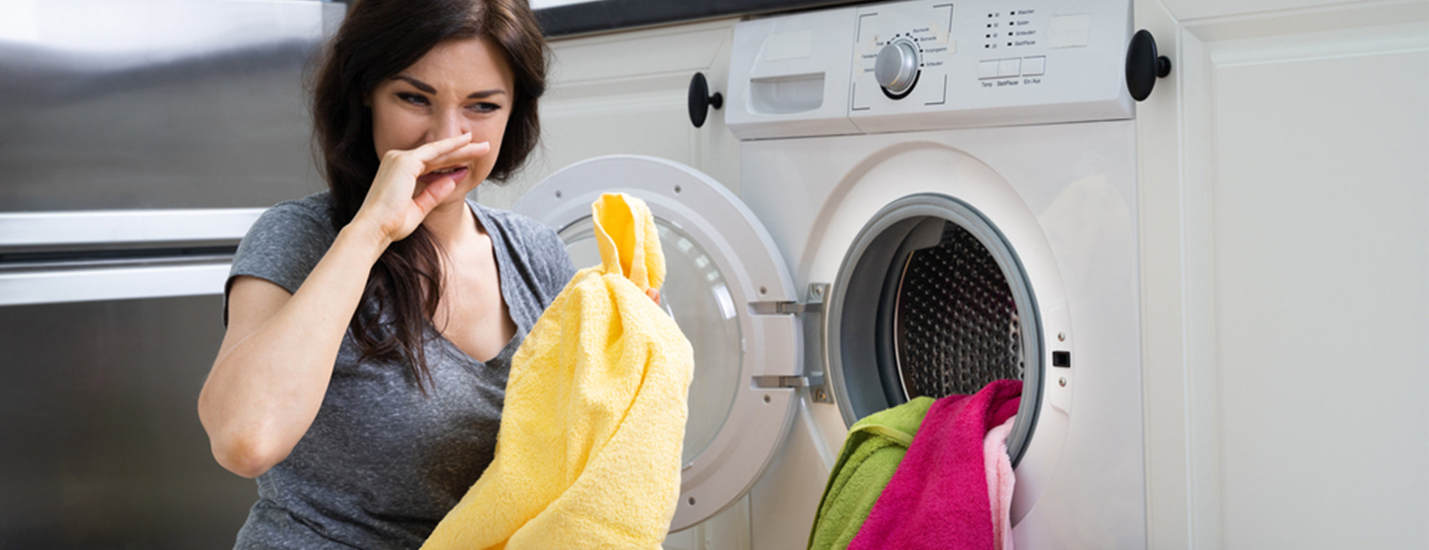 ADDING FRAGRANCE TO SMELLY LAUNDRY