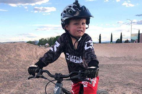 little rider jersey in action