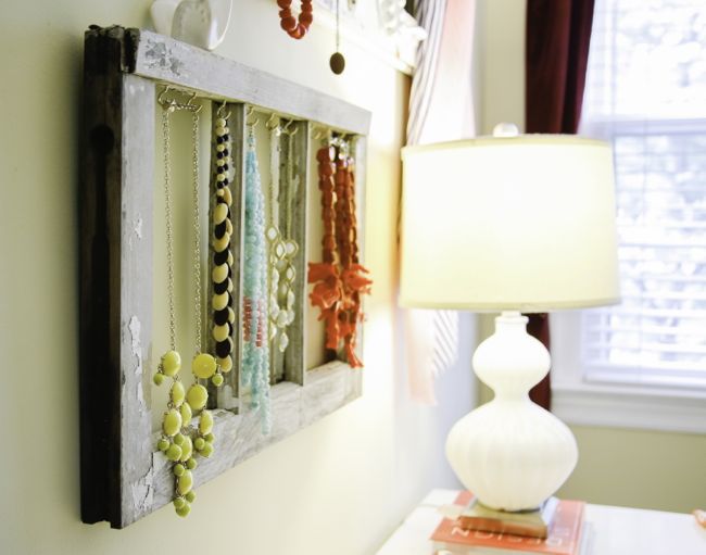 9 CLEVER WAYS TO STORE & DISPLAY YOUR JEWELRY