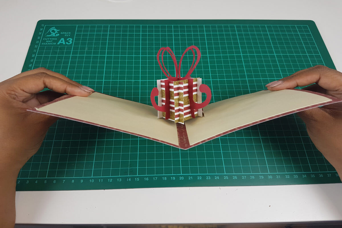 How To Make A Christmas Pop Up Card Tutorial - picture of finished card