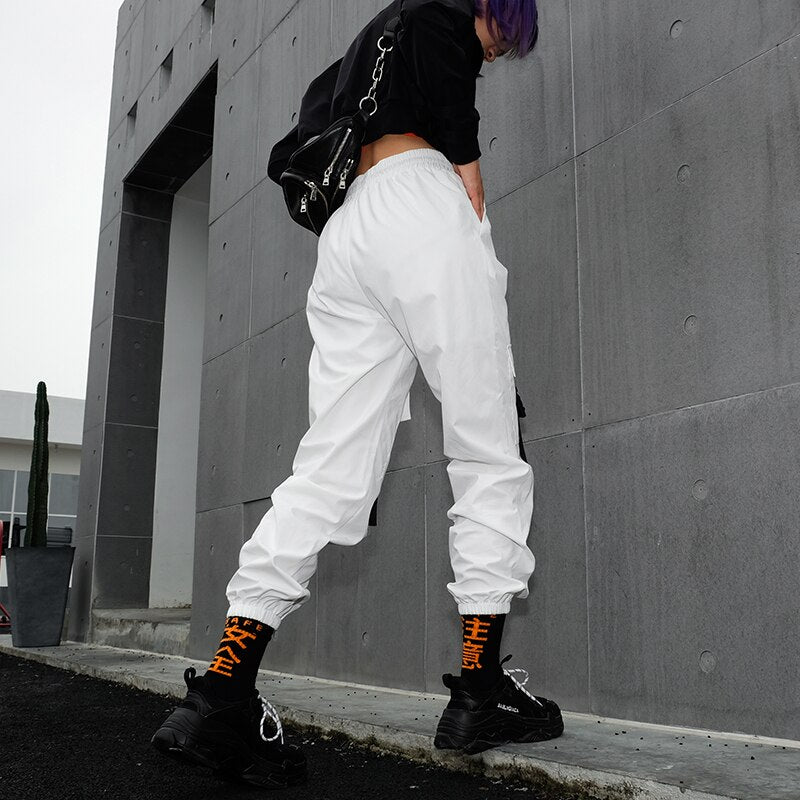 white cargo pants outfit