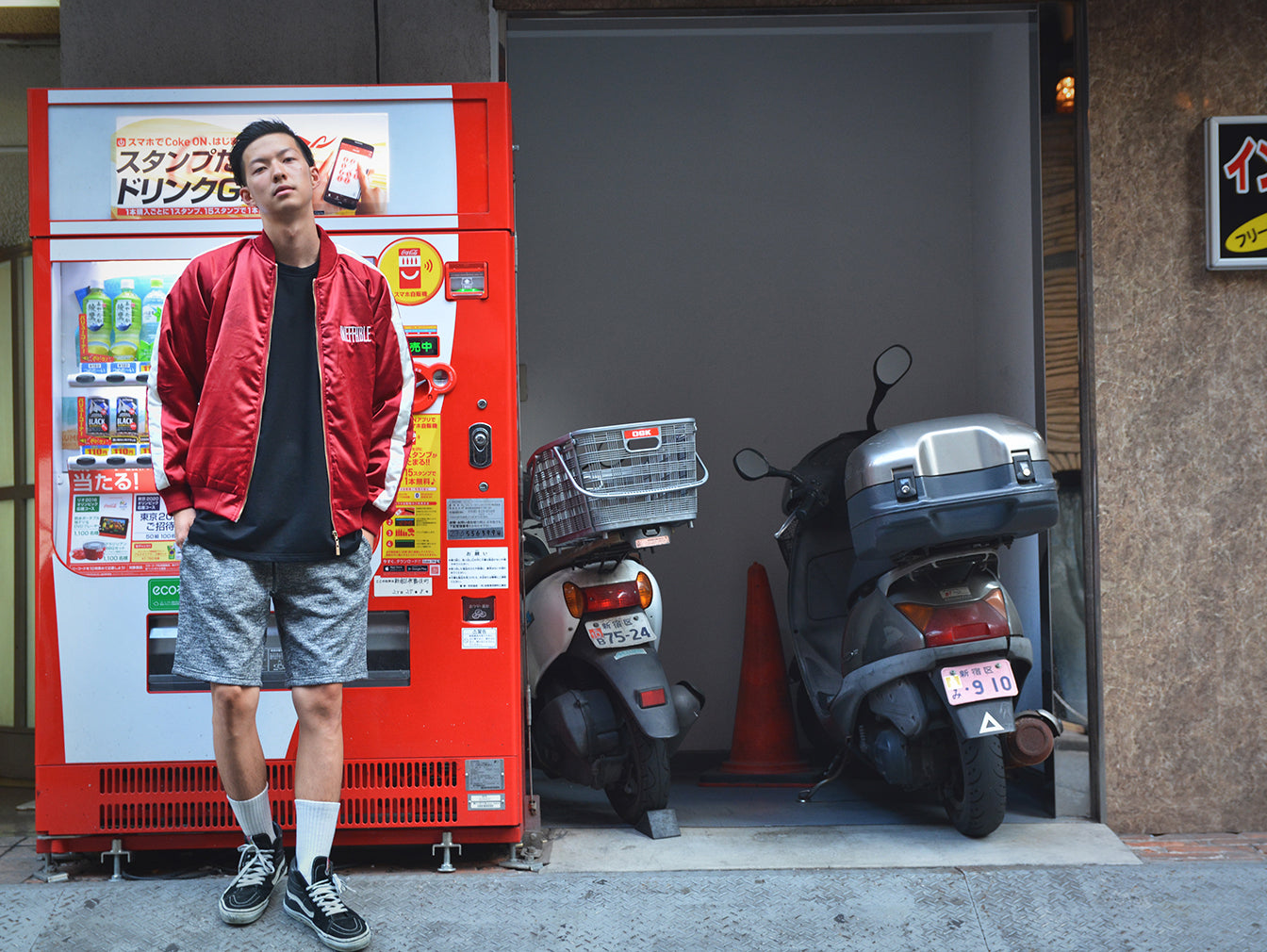 Spring/Summer 2016 Lookbook