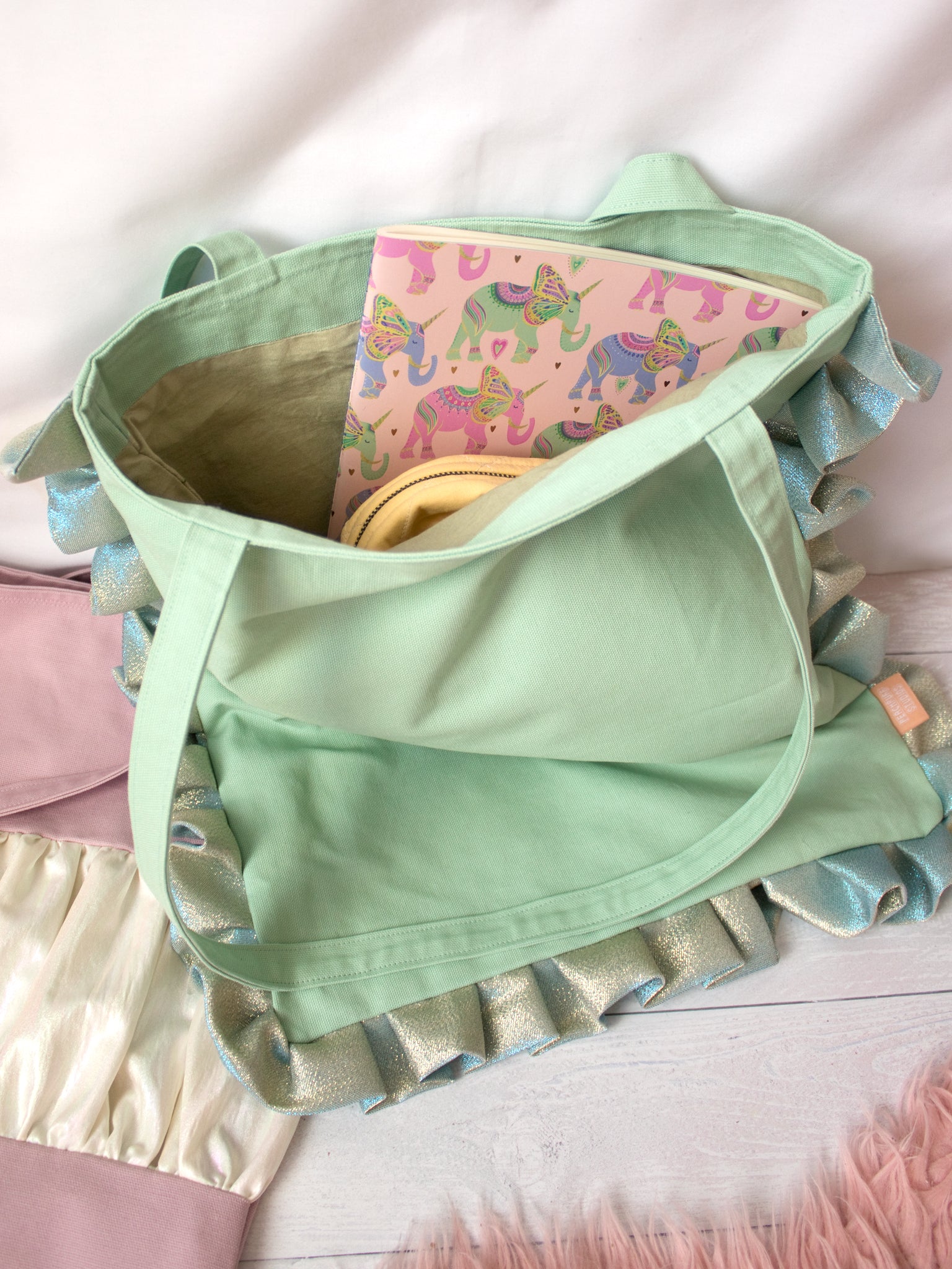 mint canvas tote