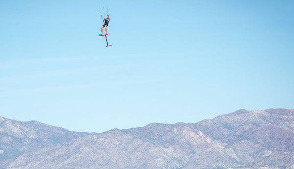 AXIS Kink Carbon 2019, La Ventana Baja Mexico Martin Dulenc big air foiling kitefoiling foilracing