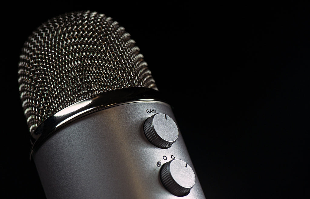 Why you should use an external microphone for youtube videos
