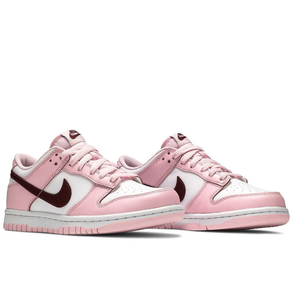 nike dunk valentine's day 2021