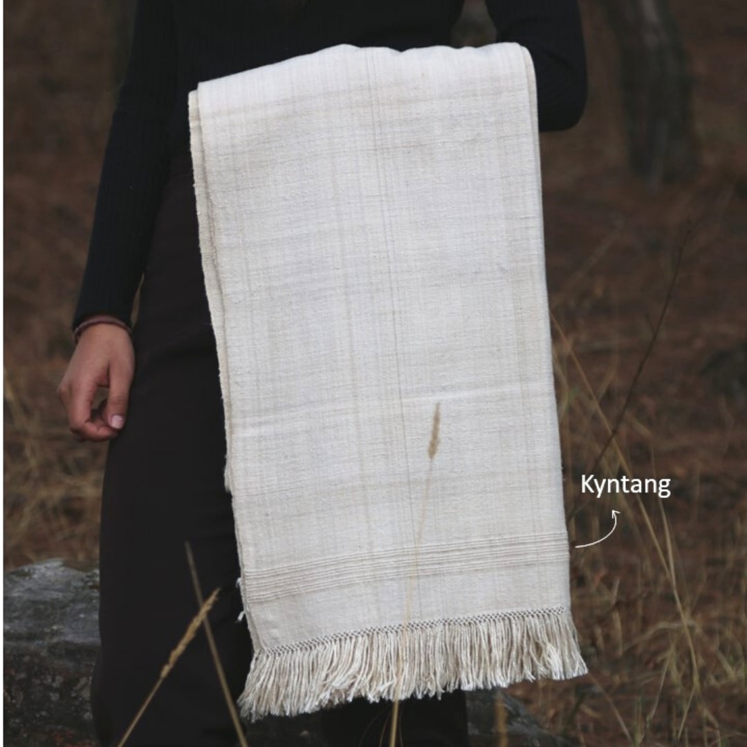 Kyntang - Eri silk scarf | Muezart