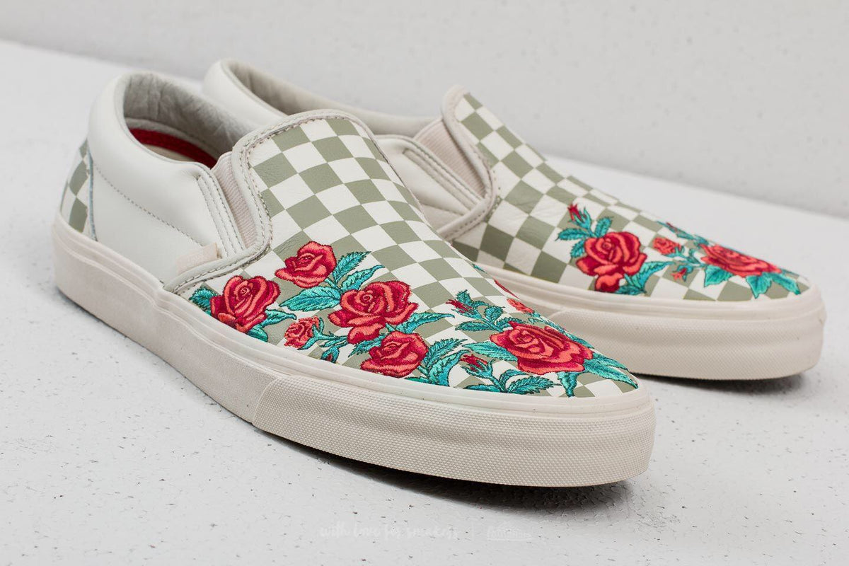 vans rose embroidery slip-on dx