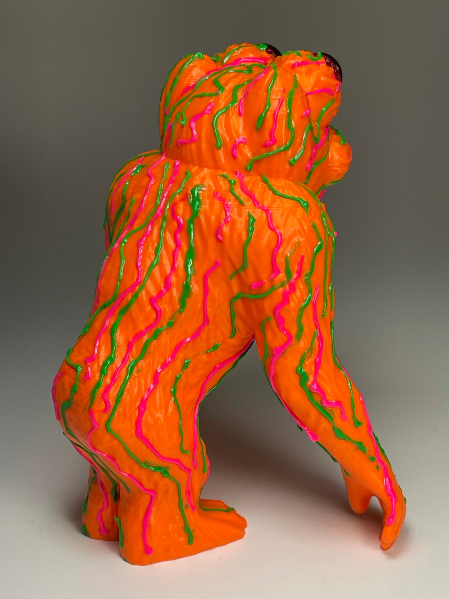 World Famous Ape: Zeee Zeee Zeee