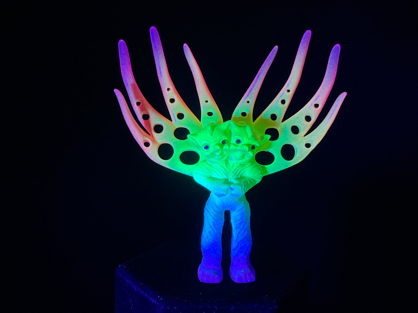 Winged Fancy Pig: Neon Gold Rainbow