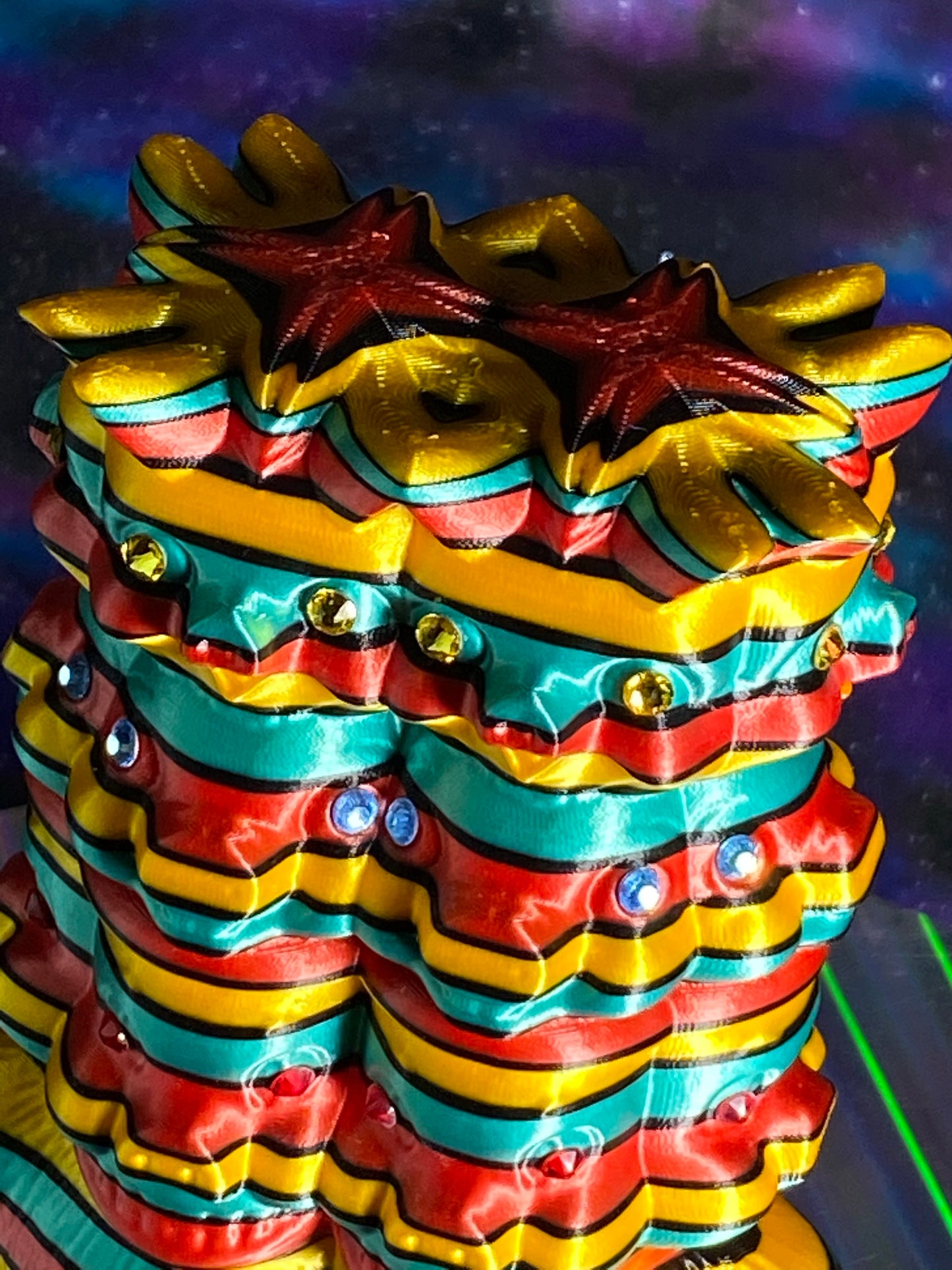 Double Pig Stack Ape: red/green/yellow/black