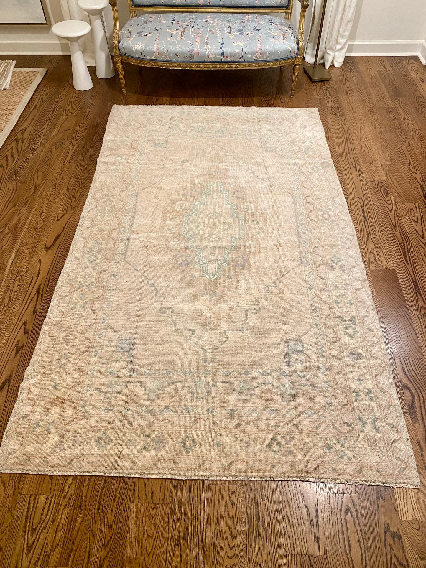 4’11”x8’6” Vintage Oushak Area Rug
