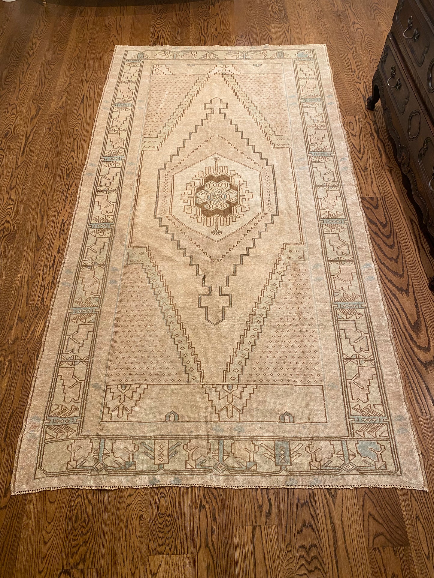 4’4”x8’2” Vintage Oushak Area Rug