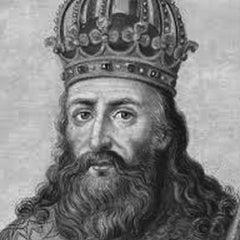 Charlemagne-Top 10 Greatest Leaders-Star Statues