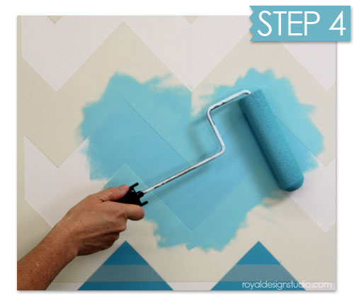 How to roller stencil without bleedunders