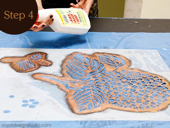 How to clean a stencil after using Royal Stencil Size