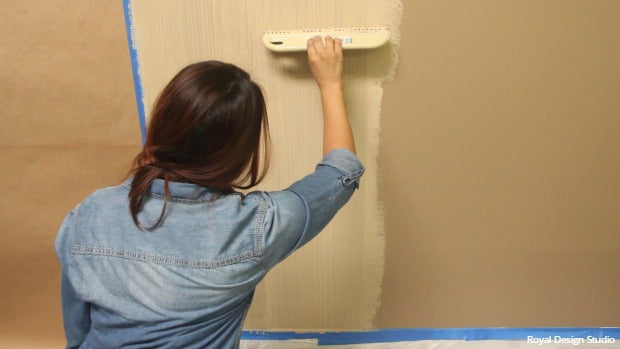 DIY Stencil Tutorial with VIDEO: How to Paint a Linen Fabric Textured Wall Finish using Joint Compound and Wall Stencils