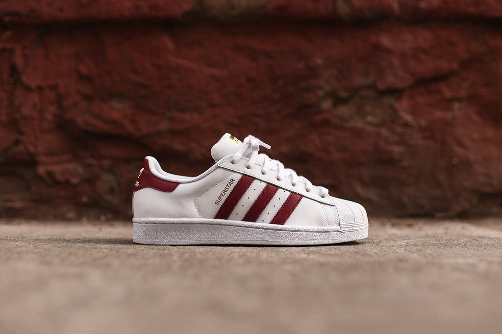 adidas maroon superstar