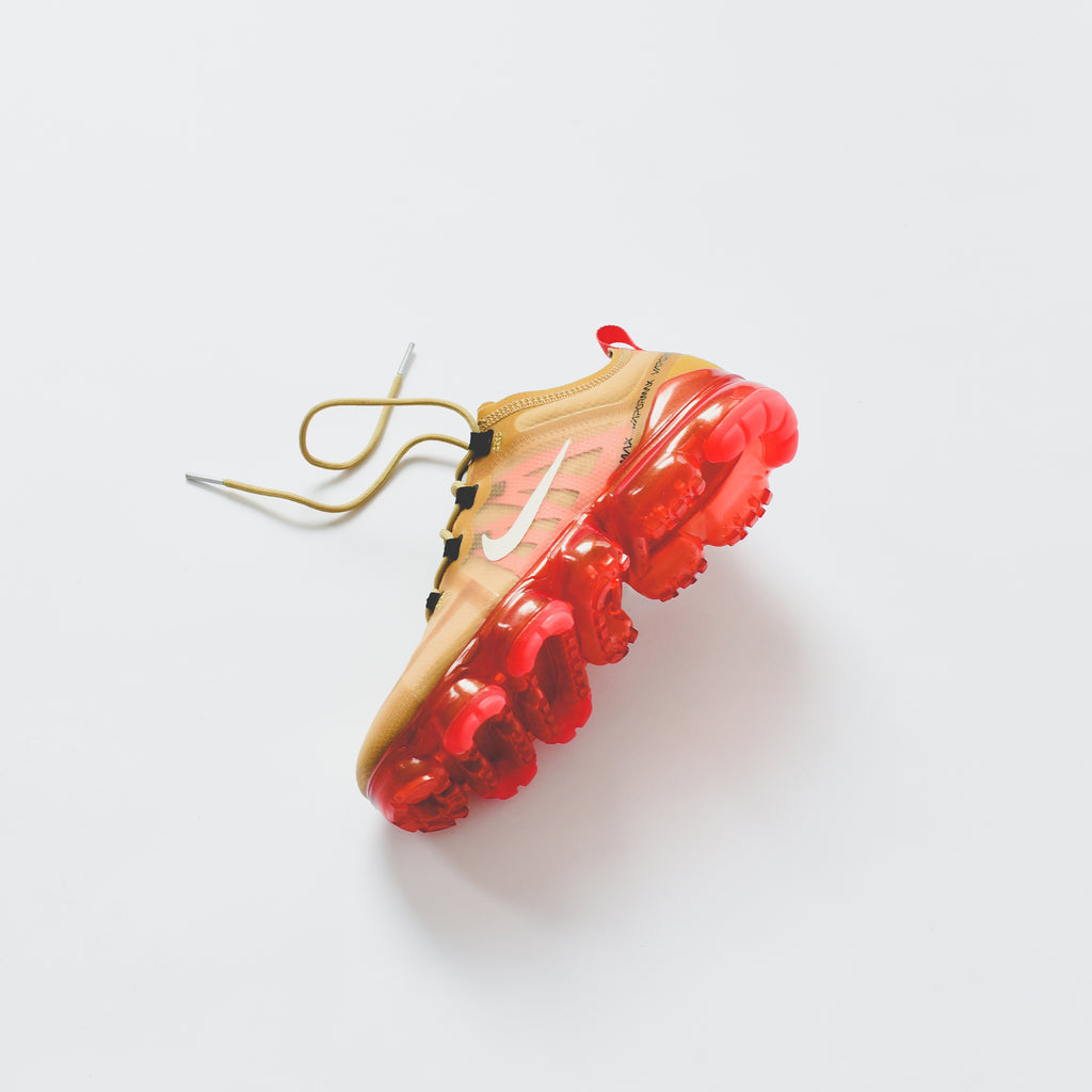 air vapormax 2019 club gold ember glow