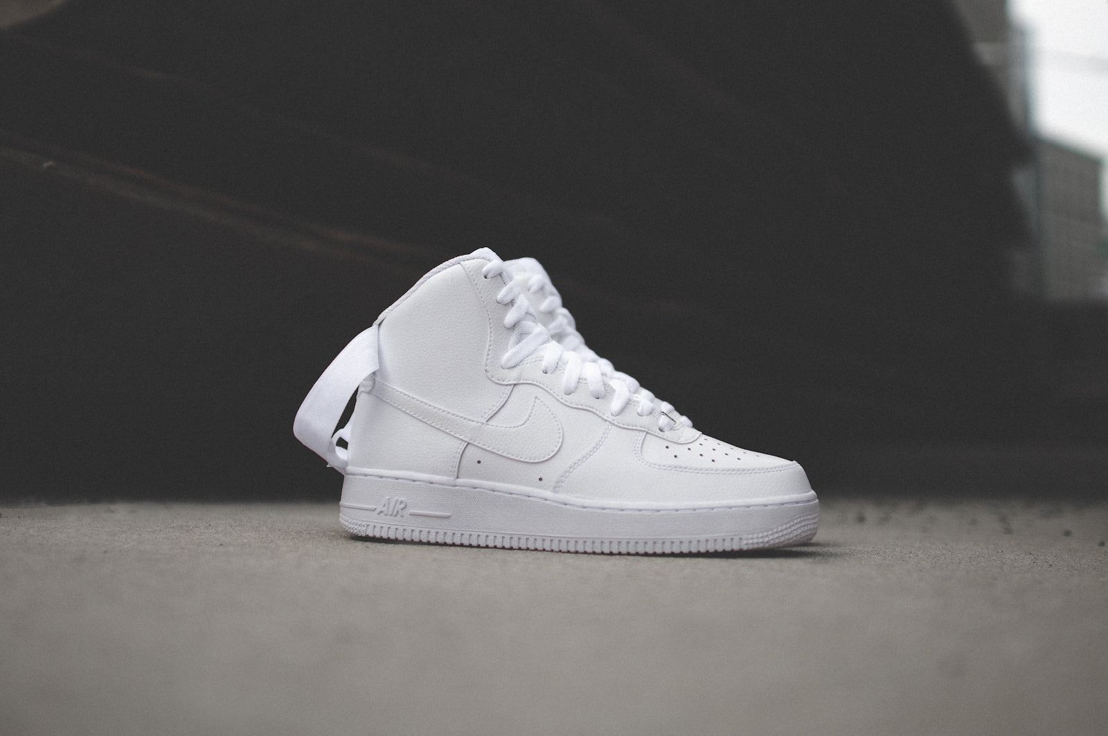 high top air force ones with strap