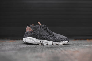 Nike Air Footscape Chukka SE - Dark Grey / Sail / Vachetta Tan 1