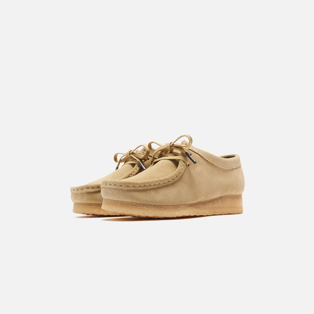 wallabee low