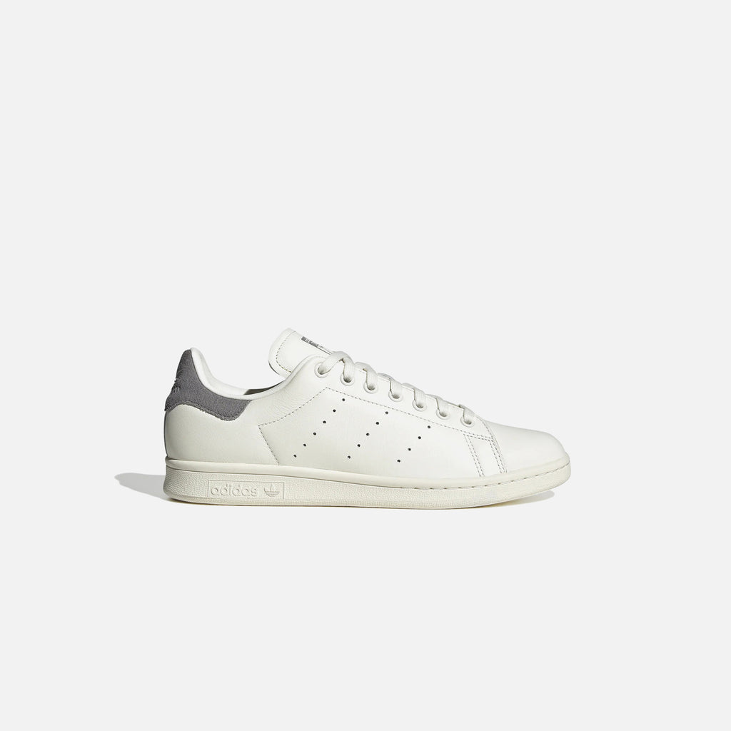 carpintero Disciplinario Acerca de la configuración adidas Stan Smith - Core White / Off White / Pantone – Kith