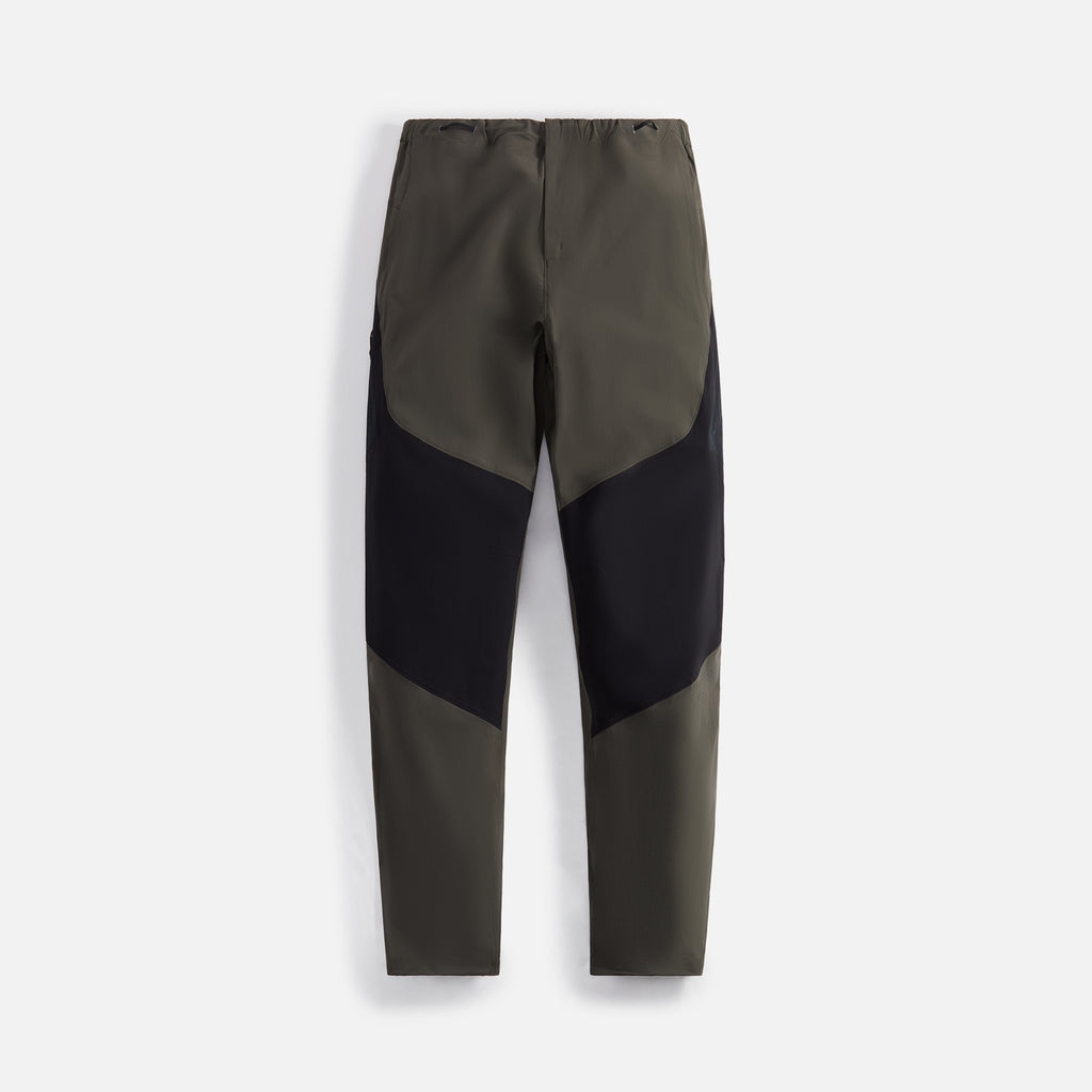 Arc'teryx System A Paltz Cargo Pant - Borealis – Kith